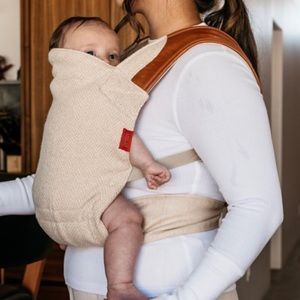 Onbuhimo Baby Carrier - Color: Salt / Basics Linen
